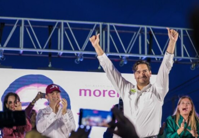 Carlos Peña Ortiz consolida su reelección con arranque multitudinario